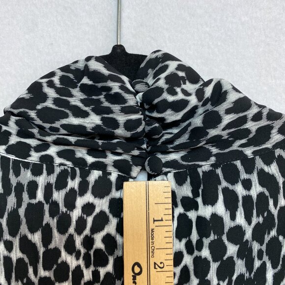 Torrid Tie Neck Blouse Women's 0X Black Sleeveless Cheetah Georgette $39 NWOT - Picture 6 of 6